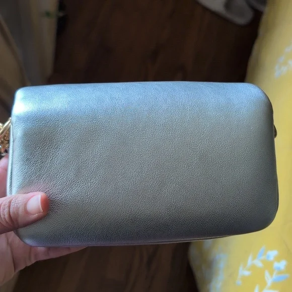 Coach Pillow Tabby (Silver) - Picture 5 of 10